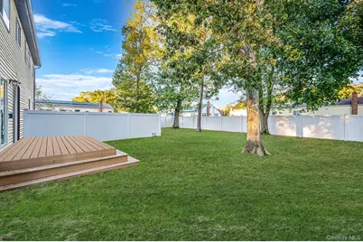101 S 30th Street, Wyandanch, NY 11798 - Photo 35