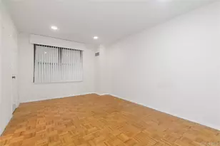 12 Bond St, Great Neck, NY 11021 - Photo 19