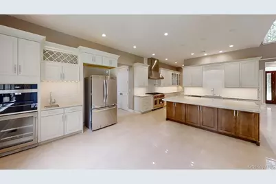 550 Moriches Road, Saint James, NY 11780 - Photo 3