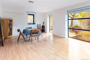 712 Ladd Rd, Bronx, NY 10471 - Photo 25