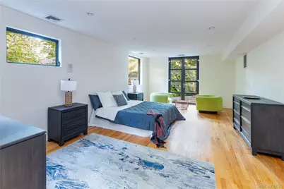 712 Ladd Road, Bronx, NY 10471 - Photo 17