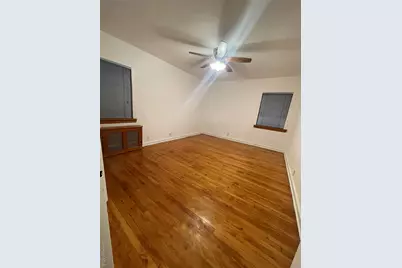 196-61 69 Avenue #1st FL, Fresh Meadows, NY 11365 - Photo 3