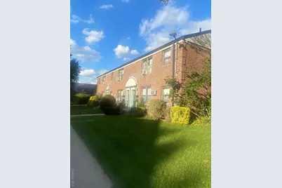 196-61 69 Avenue #1st FL, Fresh Meadows, NY 11365 - Photo 13