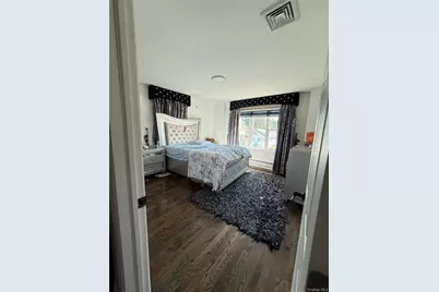 689 Arlington Avenue, Baldwin, NY 11510 - Photo 9