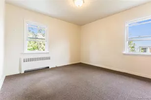 80-15A 168th St, Flushing, NY 11432 - Photo 9