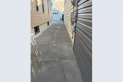 9515 Pitkin Avenue, Ozone Park, NY 11417 - Photo 25