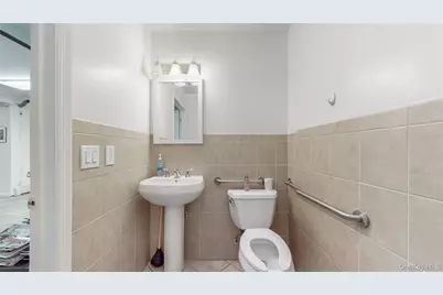 566 Schenectady Avenue, Brooklyn, NY 11203 - Photo 19