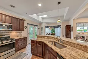 159 Stoneleigh Dr, Riverhead, NY 11901 - Photo 19