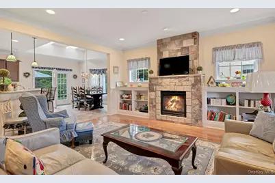 159 Stoneleigh Drive, Riverhead, NY 11901 - Photo 11