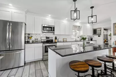 24 Woodlands Terrace, Greenwood Lake, NY 10925 - Photo 11