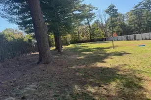 120 Cedar Dr, Bay Shore, NY 11706 - Photo 15