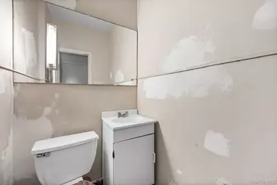 908 Rutland Road, Brooklyn, NY 11203 - Photo 9