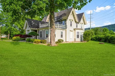 892 Main Street, Fishkill, NY 12524 - Photo 35