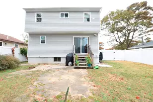 18 Pennwood Dr, Mastic Beach, NY 11951 - Photo 19