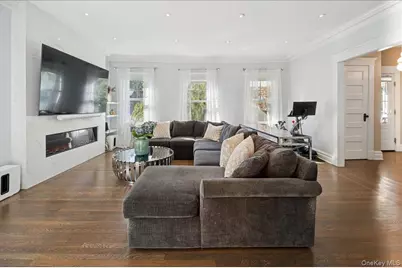 127 Villa Avenue, Yonkers, NY 10704 - Photo 9