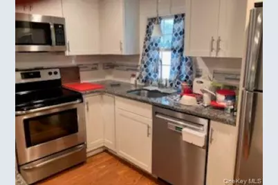 465 Old Country Road #465, Riverhead, NY 11901 - Photo 9