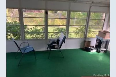 465 Old Country Road #465, Riverhead, NY 11901 - Photo 13