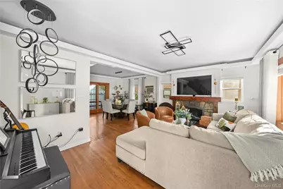 163-37 15 Drive, Whitestone, NY 11357 - Photo 3