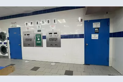 114-25 Merrick Blvd, Rochdale, NY 11434 - Photo 23