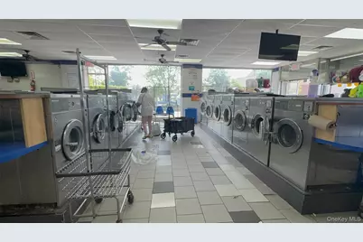 114-25 Merrick Blvd, Rochdale, NY 11434 - Photo 11