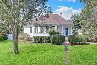 1606 Grundy Avenue, Holbrook, NY 11741 - Photo 1