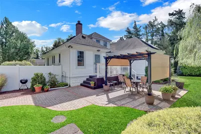 1606 Grundy Avenue, Holbrook, NY 11741 - Photo 9