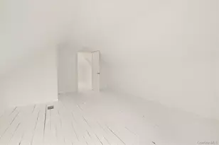 54 Oakwood Blvd, Poughkeepsie, NY 12603 - Photo 23