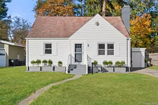 54 Oakwood Blvd, Poughkeepsie, NY 12603 - Photo 29