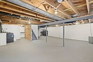 54 Oakwood Blvd, Poughkeepsie, NY 12603 - Photo 25