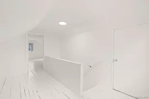 54 Oakwood Blvd, Poughkeepsie, NY 12603 - Photo 21