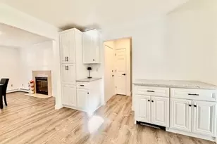 8 Fox Hollow Ln, Ridge, NY 11961 - Photo 11