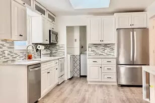 8 Fox Hollow Ln, Ridge, NY 11961 - Photo 9