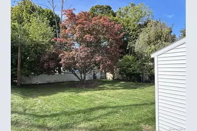 143 N Beacon Street, Middletown, NY 10940 - Photo 11