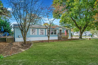 3 Betsy Ross Drive, Bohemia, NY 11716 - Photo 3