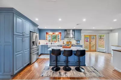 39 Bevin Road, Northport, NY 11768 - Photo 11