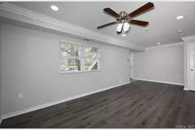 29 Lake Pointe Court #293, Middle Island, NY 11953 - Photo 7