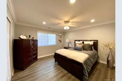 462 Lake Pointe Drive #462, Middle Island, NY 11953 - Photo 9