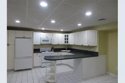 33 Pinecone Lane, Islandia, NY 11749 - Photo 27