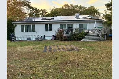 33 Pinecone Lane, Islandia, NY 11749 - Photo 13