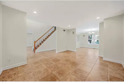 2 Max Way, Commack, NY 11725 - Photo 13