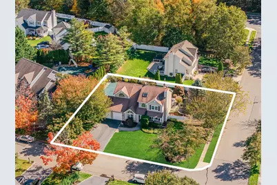 2 Max Way, Commack, NY 11725 - Photo 3