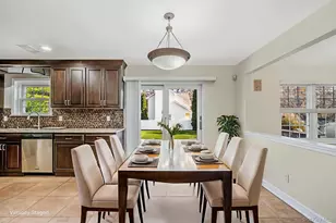 2 Max Way, Commack, NY 11725 - Photo 9