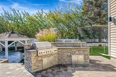 2 Max Way, Commack, NY 11725 - Photo 41