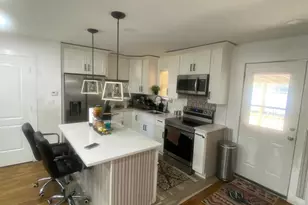 1452 Peters Blvd, Bay Shore, NY 11706 - Photo 5