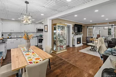 3210 Country Club Road, Bronx, NY 10465 - Photo 11