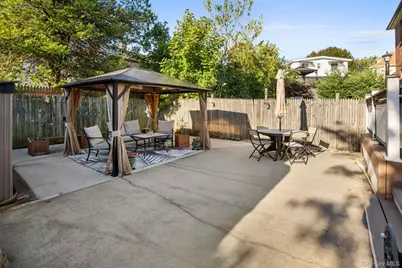 3210 Country Club Road, Bronx, NY 10465 - Photo 39