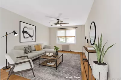7 Edwards #2G, Roslyn Heights, NY 11577 - Photo 3