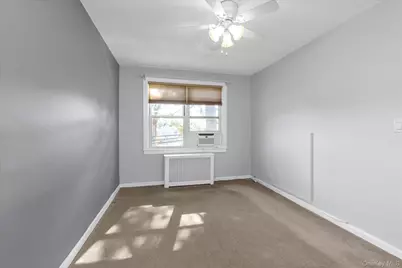 7 Edwards #2G, Roslyn Heights, NY 11577 - Photo 11