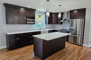 39 White Oak St, Middle Island, NY 11953 - Photo 7