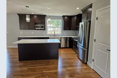 39 White Oak Street, Middle Island, NY 11953 - Photo 5